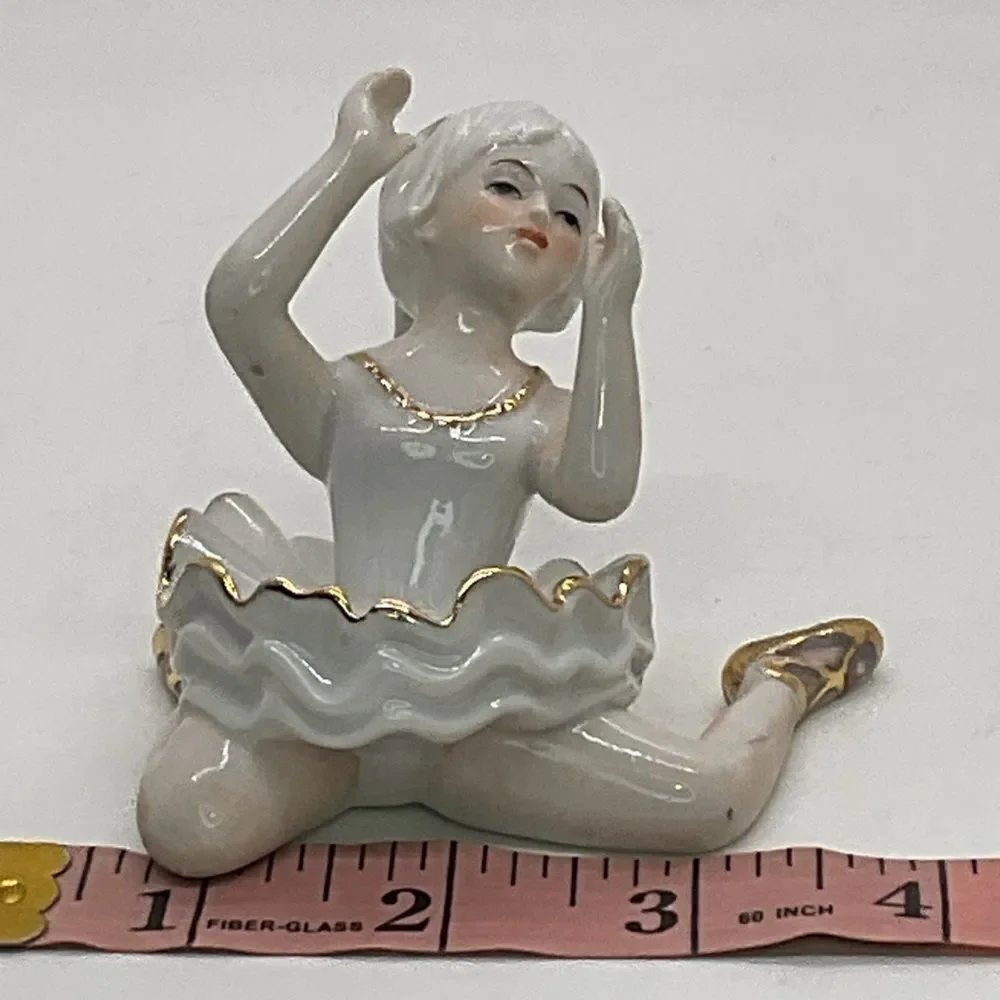 Vintage Monty Pierro Elegant Porcelain Ballerina Figurine